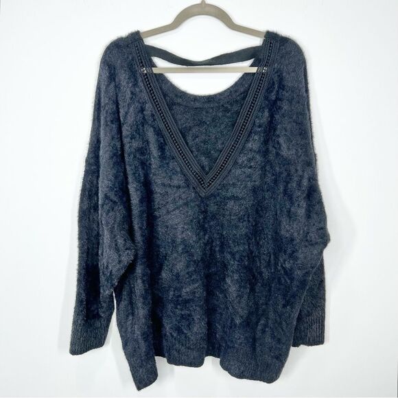 Torrid Crochet Trim Drop Shoulder Fuzzy Sweater Open Back 4X - Picture 4 of 11
